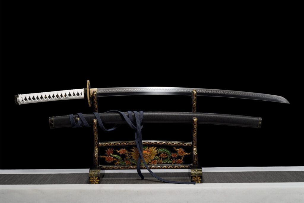 Czarno-biały Miecz Katana
